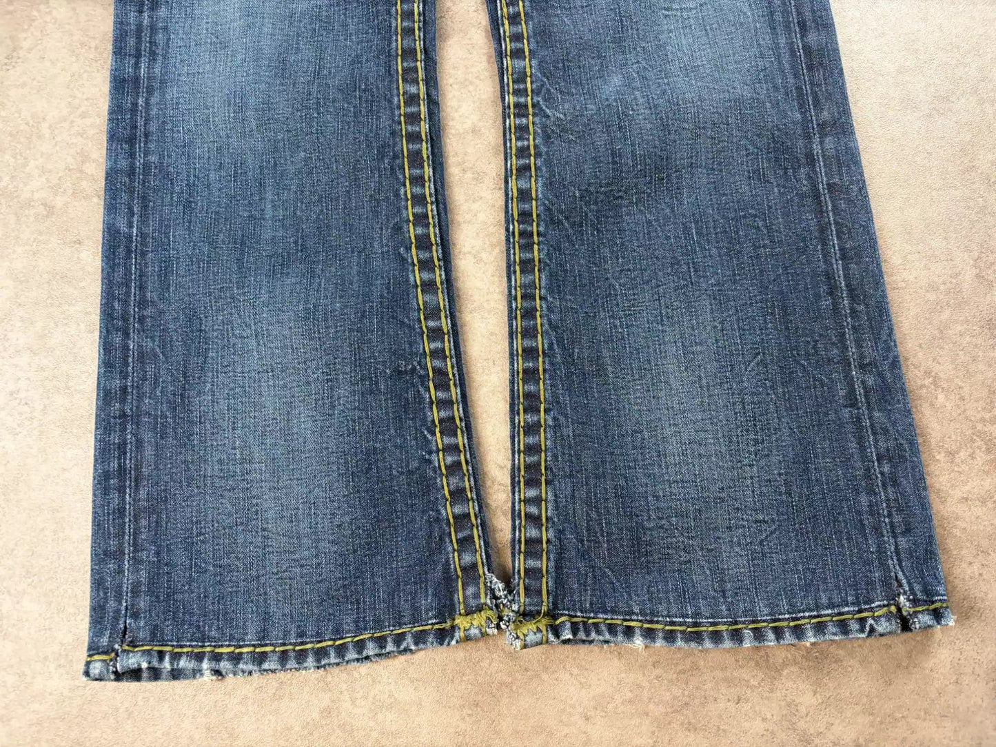 True Religion baggy-flared (M)