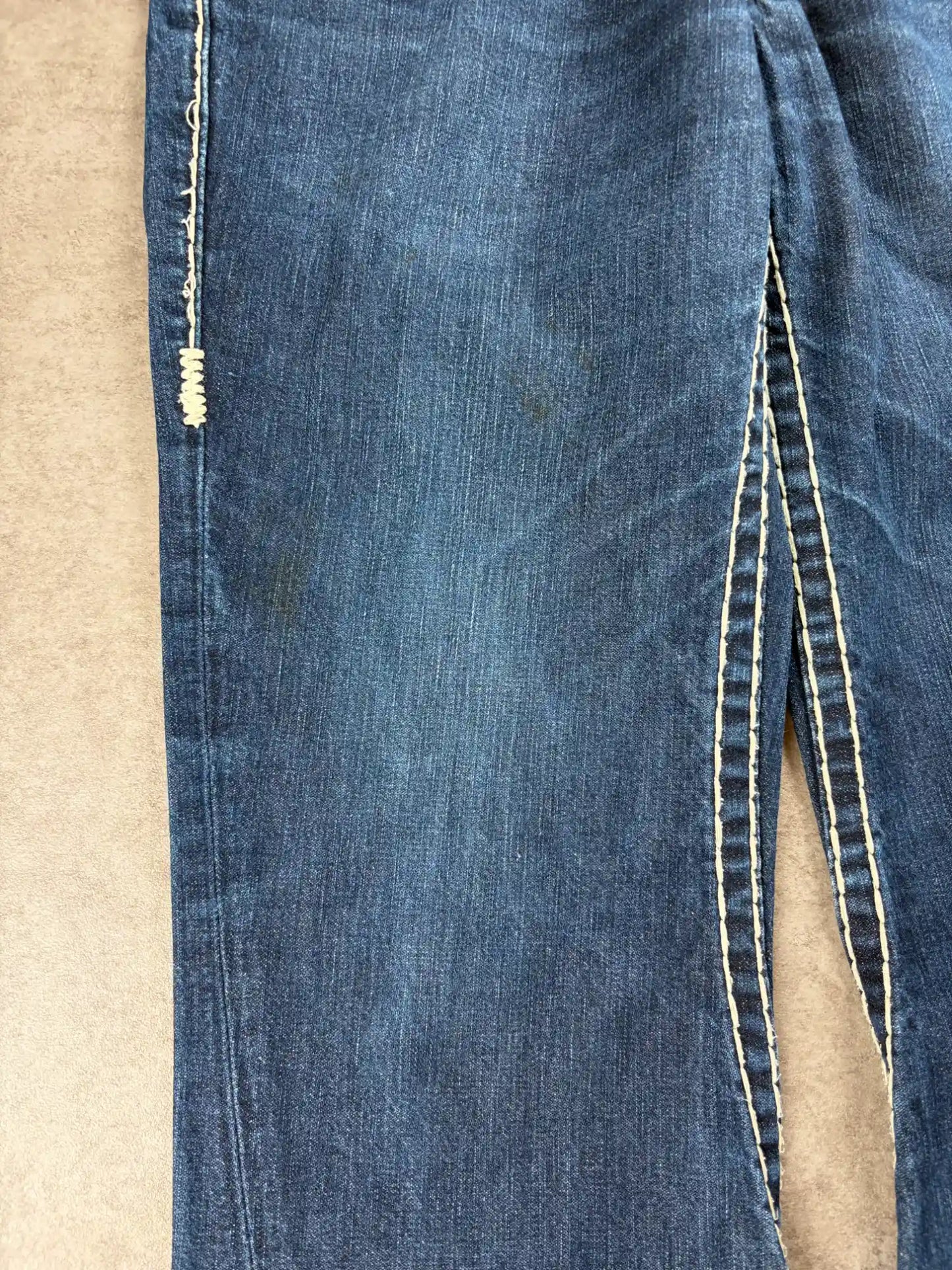 True Religion bootcut-baggy (M,L)