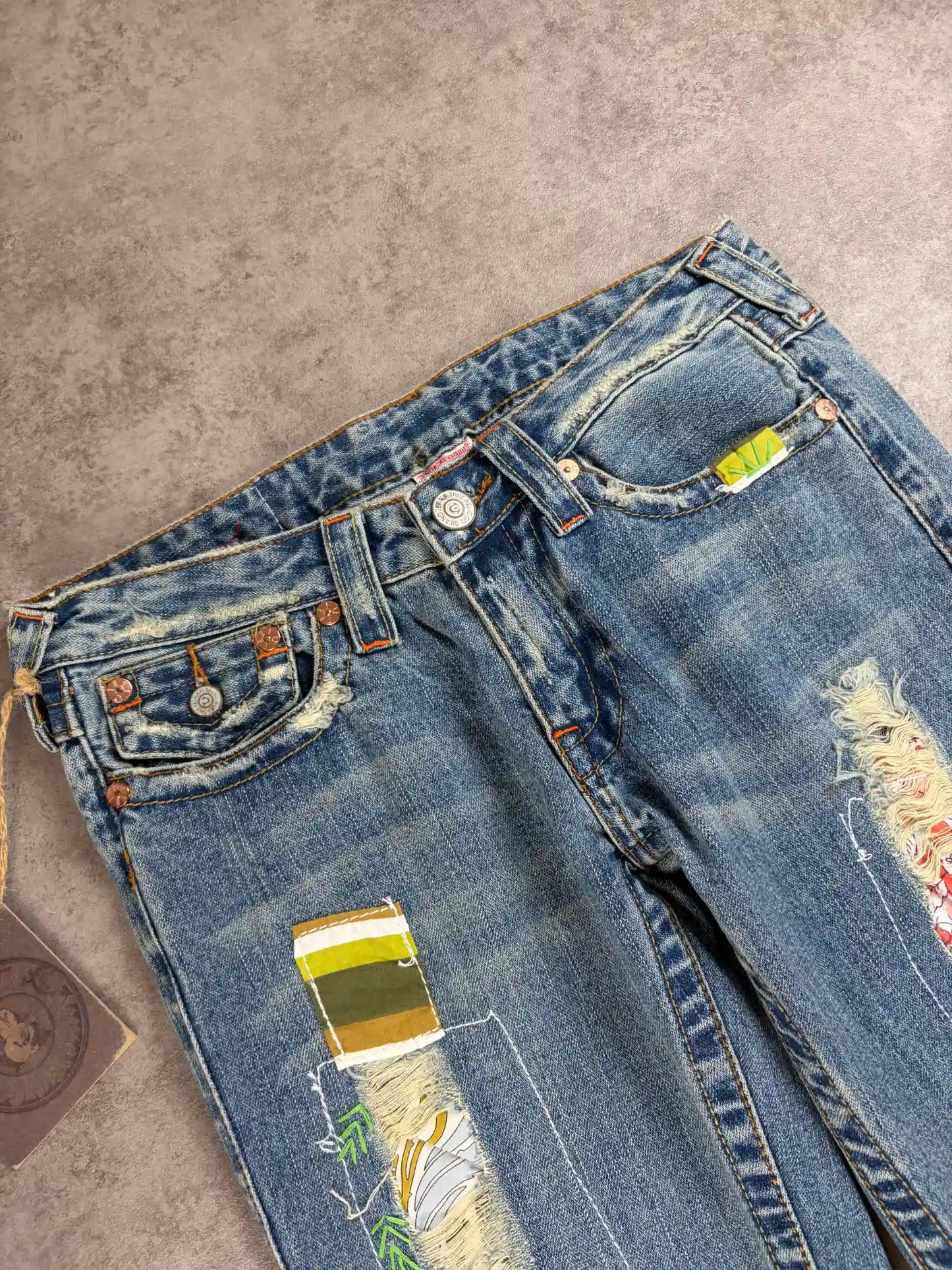 True Religion bootcut (M)