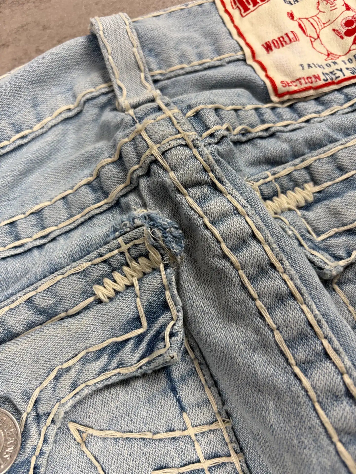 True Religion bootcut-baggy (M)