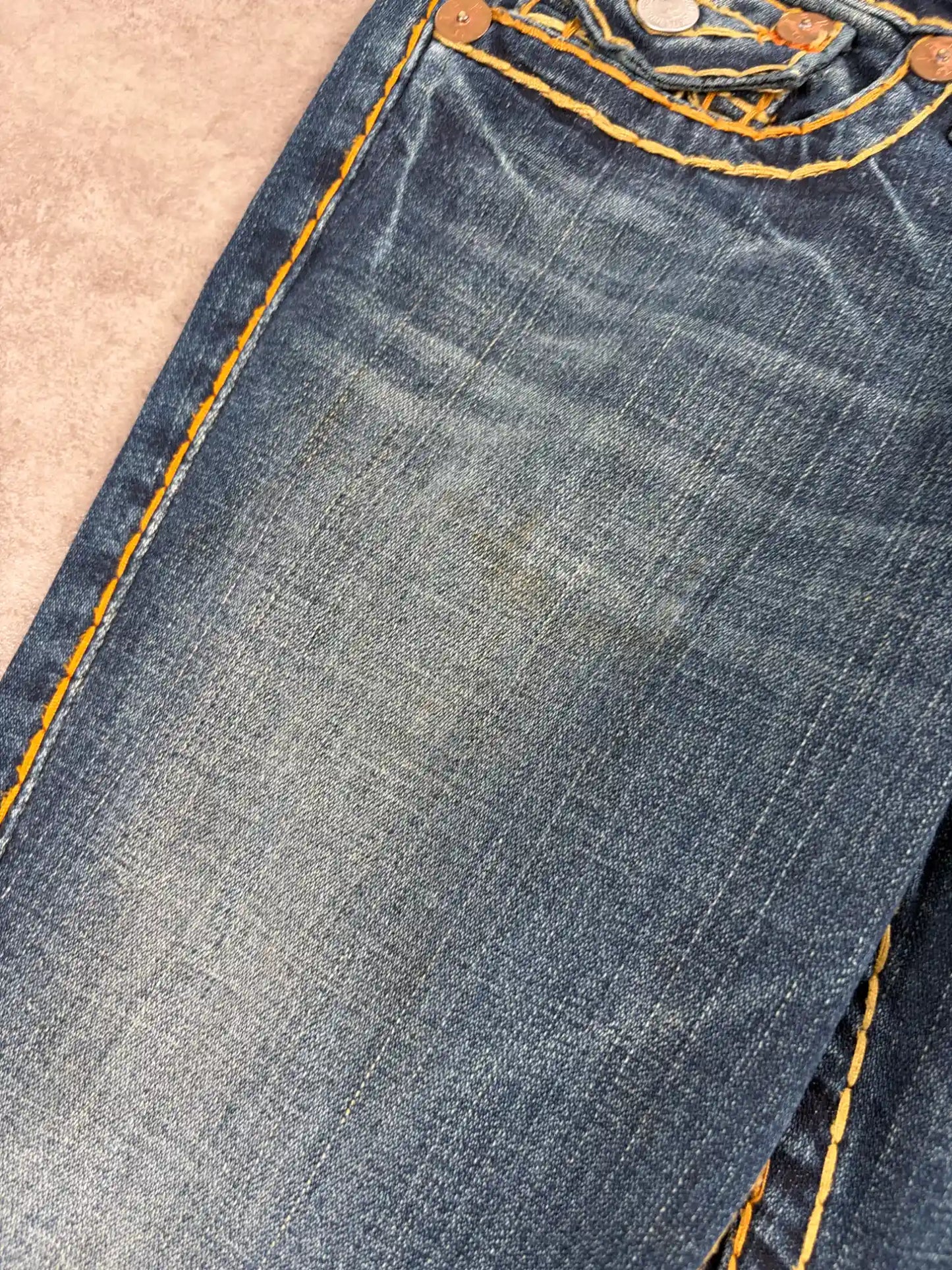 True Religion Bootcut (M)